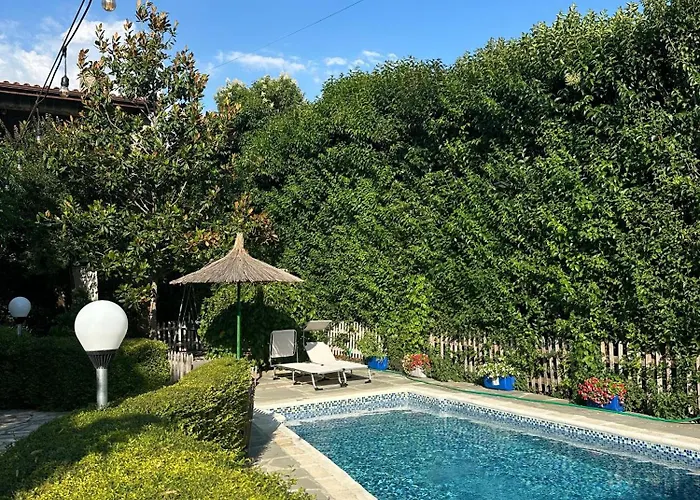 Llanaj דירה בראט